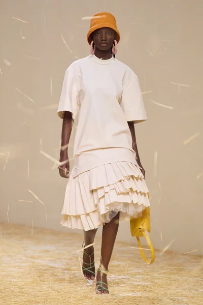 Look 19